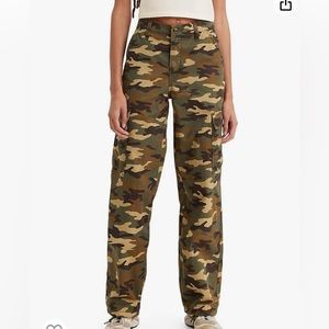 Levis Camo Print Flap Pocket Cargo Jeans